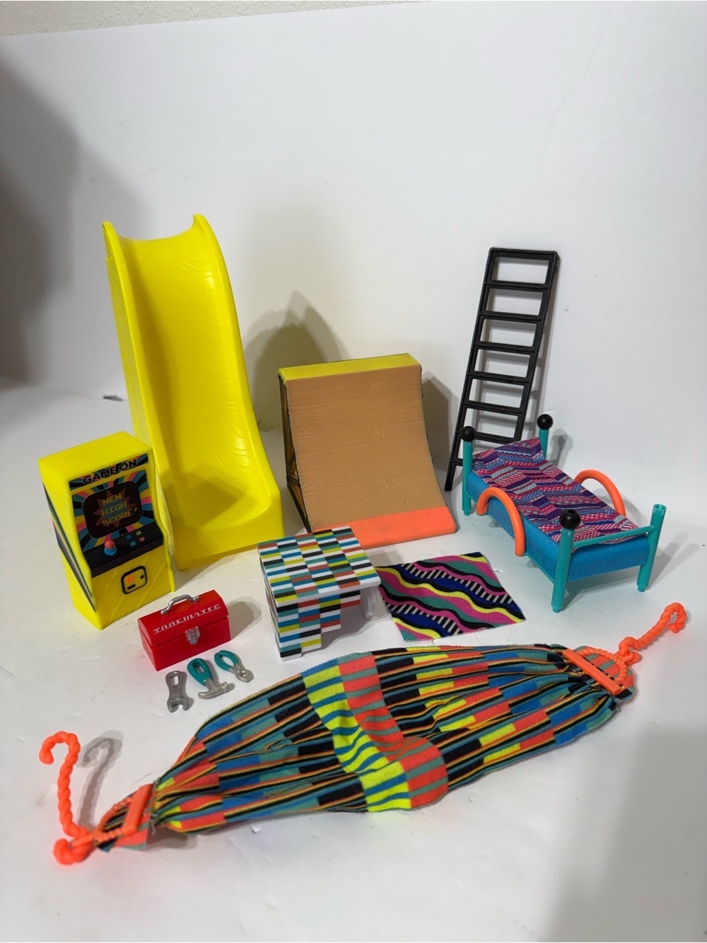 LOL Surprise! Clubhouse Playset Skatepark Clubhouse Accessories